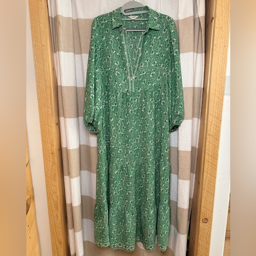 Max Studio Green Patterned Long Sleeve Dress
